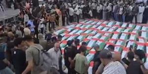 حماس تشيع جثامين 105 شهداء انتشلت رفاتهم من مربع التاج بغزة (فيديو)