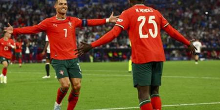 رونالدو يقود البرتغال إلى نهائي دوري الأمم الأوروبية