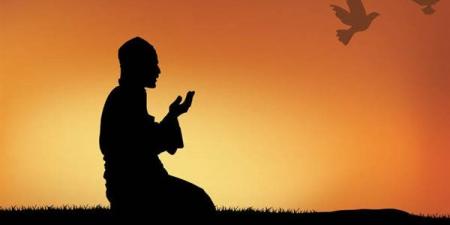 ما حكم قضاء الصلاة الفائتة وهل التوبة والصدقات تغني عن أدائها؟ الإفتاء تجيب