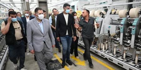 وزير الصناعة ومحافظ دمياط يتفقدان قلعة "موبكو" ومصانع الفلاتر والغزل بالمنطقة الحرة