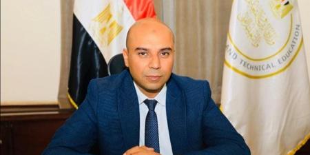 التعليم تعلن زيادة حافز التدريس للمعلمين إلى 2100 جنيه