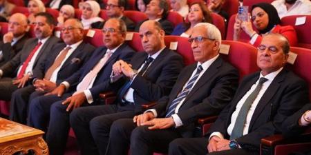 الجامعة البريطانية في مصر تختتم أعمال المؤتمر العلمي الرابع حول «انعكاسات الذكاء الاصطناعي على حقوق الإنسان»