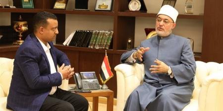 الدكتور نظير عياد مفتي الجمهورية لـ “فيتو”: مؤتمر «التحديات الأُسرية» رؤية إفتائية لمواجهة تحولات العصر.. الدعوات لـ «المساكنة» تجرؤ على الأحكام الشرعية.. صناعة الوعي سبيل لحماية الإنسان