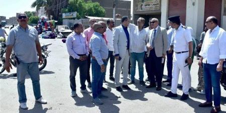 محافظ الأقصر يتابع الموقع الجديد لسوق الخضروات الأسبوعي