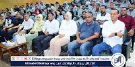 رئيس الجامعة: يؤكد دعمه للطلاب ويحثهم على تقديم أداء متميز