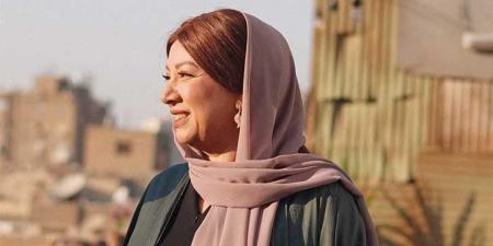الفنانة انتصار تثير الجدل: الست هتجيب وقت منين لجوزها؟