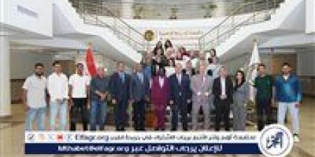 رئيس جامعة أسيوط الأهلية يبحث مع وفدا دوليا سبل التعاون المشترك في التدريب والعمل بألمانيا