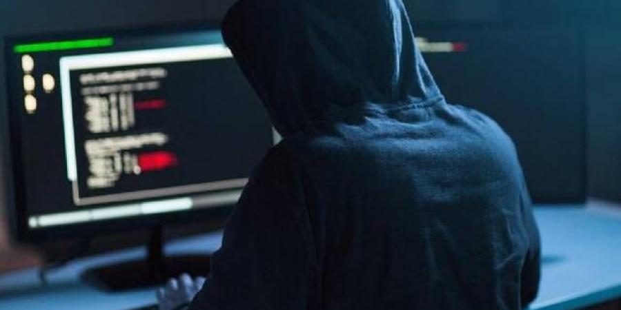 "أبشر"
      تحذّر
      من
      الاحتيال
      عبر
      الاتصالات
      أو
      الروابط
      المشبوهة