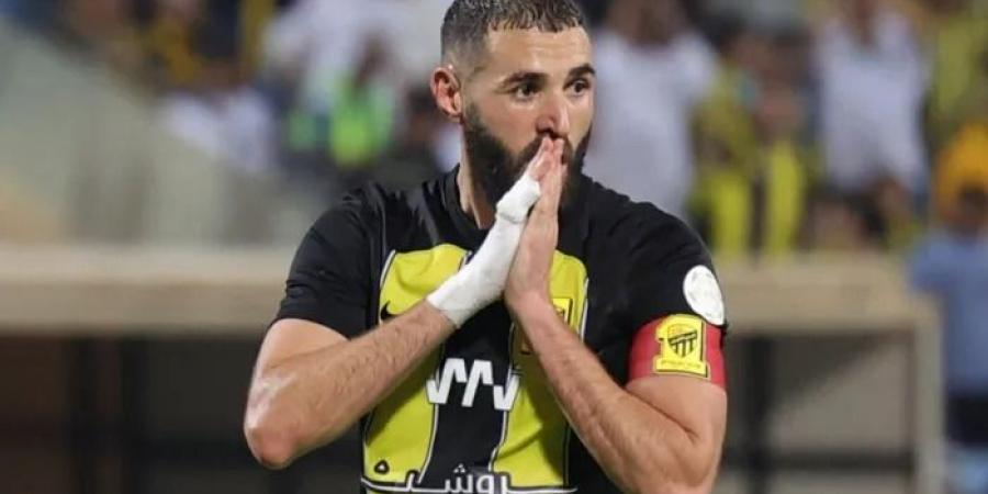 نادٍ
      سعودي
      يسعى
      لضم
      "بنزيما"
      من
      اتحاد
      جدة