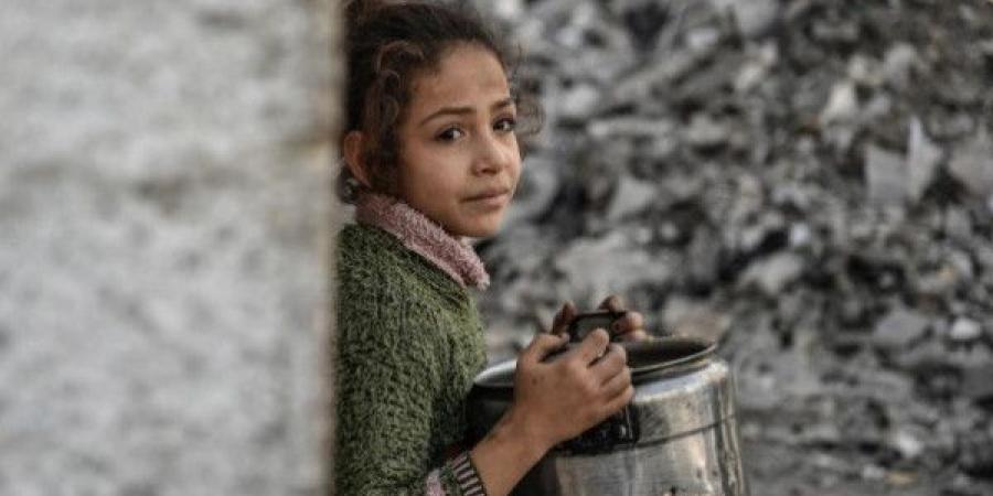 وفاة طفلة في خانيونس بسبب المجاعة والجفاف