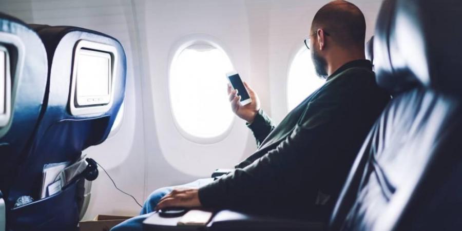 أبرز النصائح لتجنب آلام الرقبة والظهر أثناء الرحلات الجوية