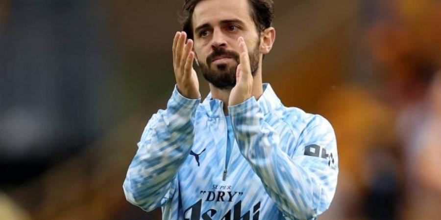 لماذا وصف كومباني زميله بيرناردو سيلفا بـ «المهرج»؟