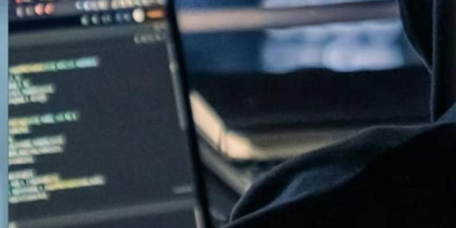«الأمن السيبراني» يحذّر من مخاطر برامج الدردشة بالذكاء الاصطناعي