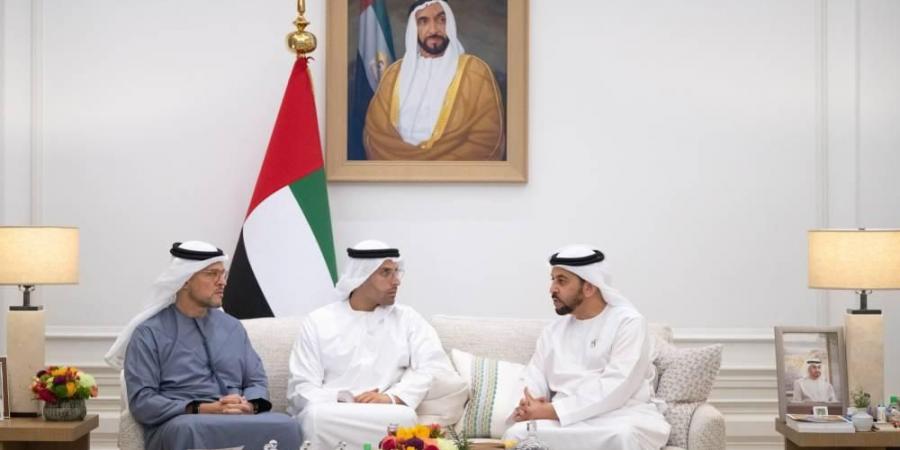 حمدان بن زايد: مهرجان ليوا الدولي منصة مهمة لإبراز التراث الإماراتي الأصيل