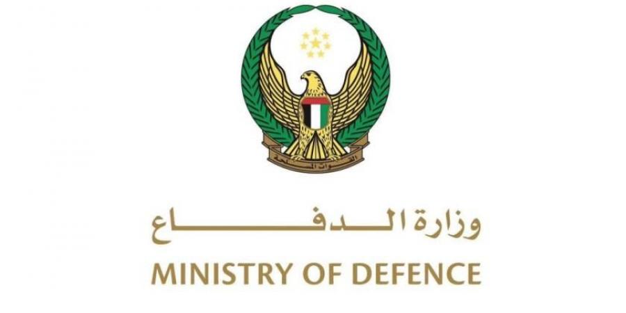 المزروعي ووزير دفاع كازاخستان يبحثان التعاون في المجالات العسكرية
