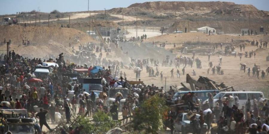 «طفح الكيل».. غزيون يطالبون «حماس» بقبول خطة ترامب بأي ثمن
