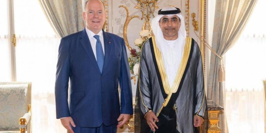 سفير الإمارات غير المقيم يقدم أوراق اعتماده إلى أمير موناكو