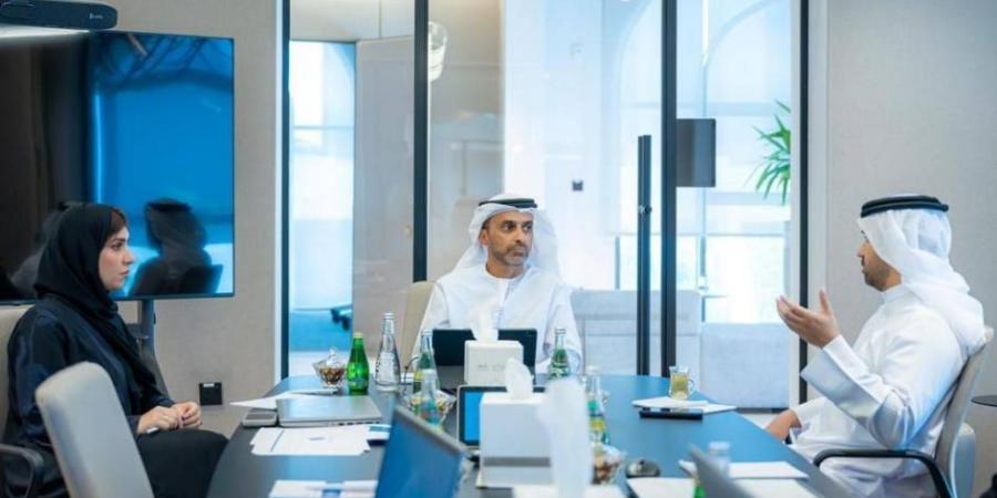أحمد بن حميد يترأس اجتماع «موارد عجمان» لبحث تطوير الربط الإلكتروني