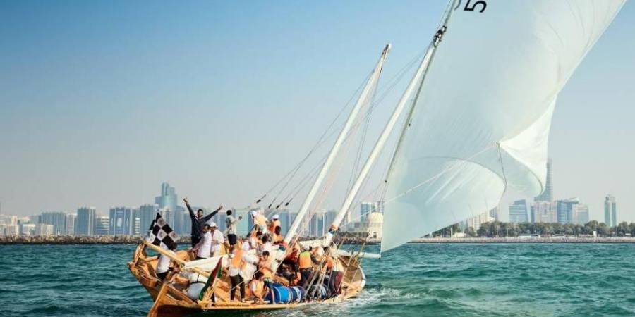 التبر 55 يفوز بسباق أريلة للمحامل الشراعية 60 قدماً