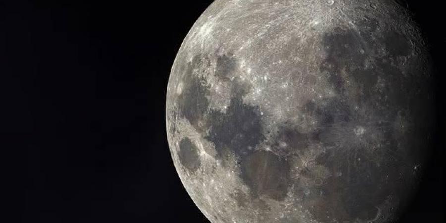 حضارة بشرية عمرها 50 ألف عام على القمر.. ادعاءات تثير الجدل