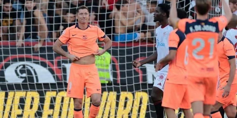 «كارثي» و«هش».. الصحف الإسبانية تهاجم برشلونة بعد فضيحة الرباعية