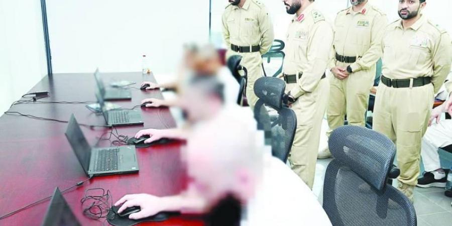 نزلاء «عقابية دبي» يشاركون في بطولة كأس القارات للشطرنج