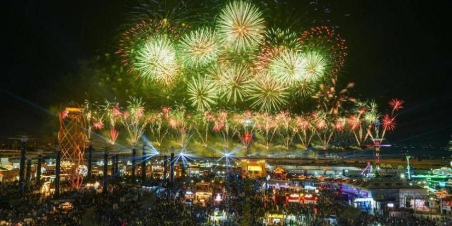 انطلاق فعاليات مهرجان الشيخ زايد بالوثبة.. و30 ألف زائر في يومه الأول