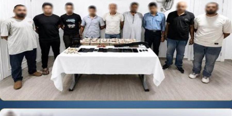 استدرجه لشراء سيارة، تفاصيل احتجاز رجل بالجيزة تكشف عصابة للنصب بقطع أثرية وهمية