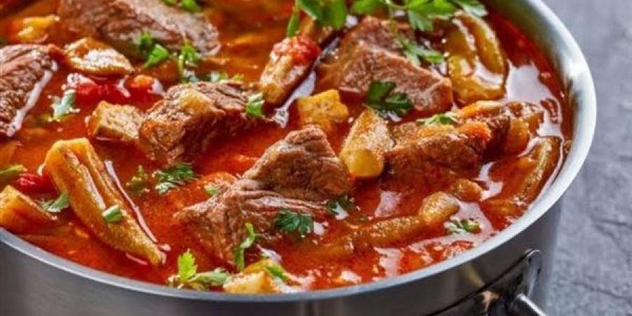طريقة عمل البامية باللحمة لغداء شهي بطعم أيام زمان