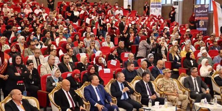 محافظ دمياط يشهد افتتاح المؤتمر العلمي السادس لطلاب الجامعات