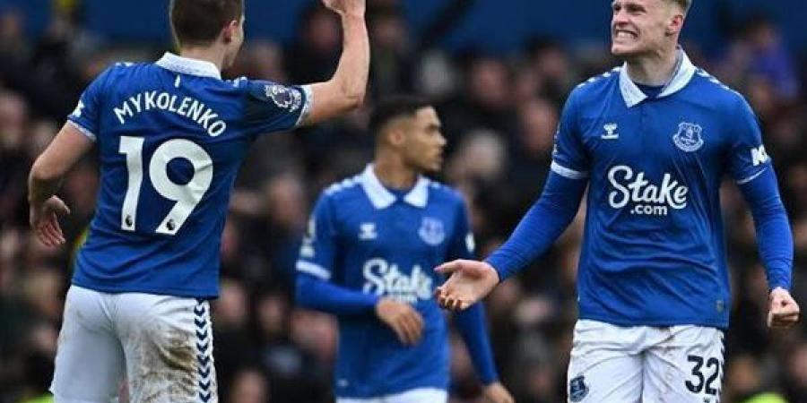 إيفرتون يكتسح بريستون نورث إند برباعية في كأس الرابطة الإنجليزية