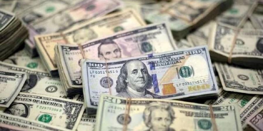 الدولار يعوض خسائره مع ترقب تصريحات رئيس الفيدرالي