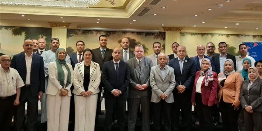 الطفولة والأمومة: حماية الطفل تبدأ بتمكين أسرته وضمان حقه في التعليم