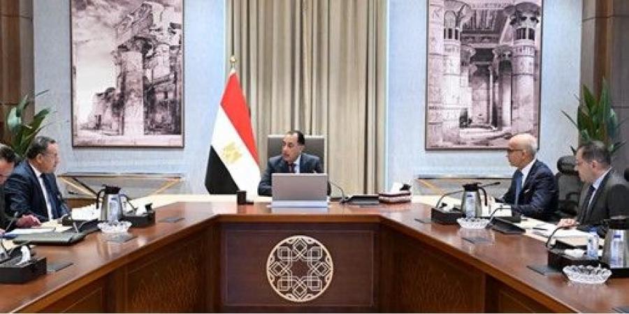مدبولي يتابع جهود الشراكة مع جامعة إكستر البريطانية لإنشاء أول حرم دولي للجامعة في مصر