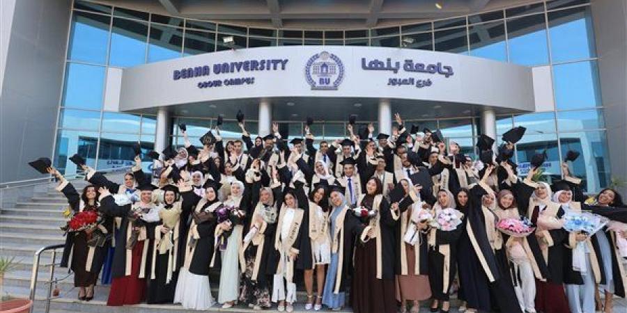 رئيس جامعة بنها يوجه رسالة لخريجي حقوق بنها بالعبور