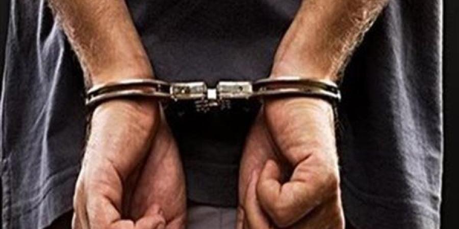 أخبار الحوادث اليوم: معركة بالأسلحة البيضاء والداخلية تضبط المتهمين في رشيد.. أب يفاجأ بابنته وصديقها داخل شقته بالقطامية.. قروض التمويل الاستهلاكي تتحول إلى «كابوس» يطارد سيدات الريف