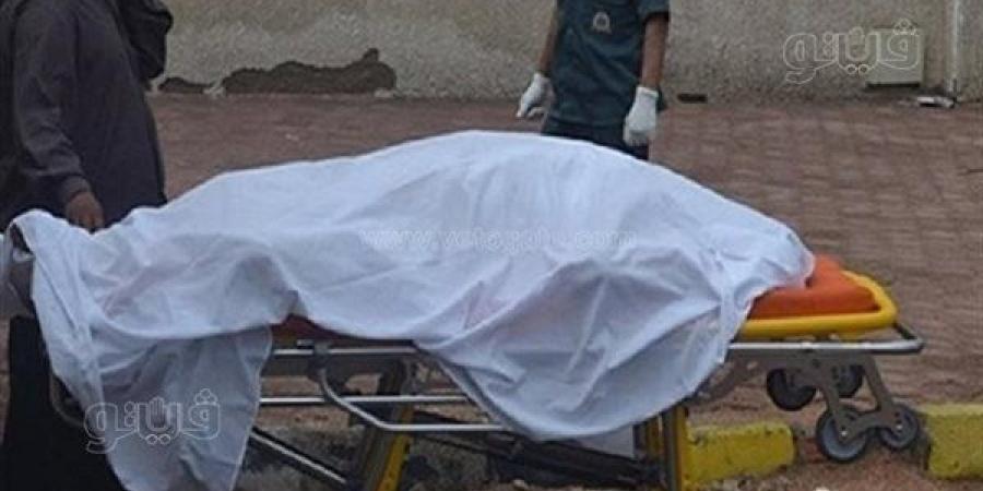 «شريط ليد» ينهي حياة طالب داخل شقته بالعجوزة