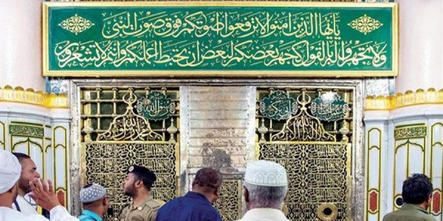 ما حكم الصلاة في الروضة الشريفة خلال أوقات الكراهة؟ دار الإفتاء تجيب
