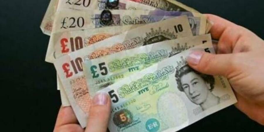 بريطانيا تبيع سندات لأجل 30 عاماً بأعلى عائد منذ 1998