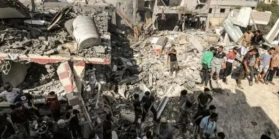 استشهاد فلسطيني وإصابة آخرين بقصف إسرائيلي وسط مدينة خان يونس