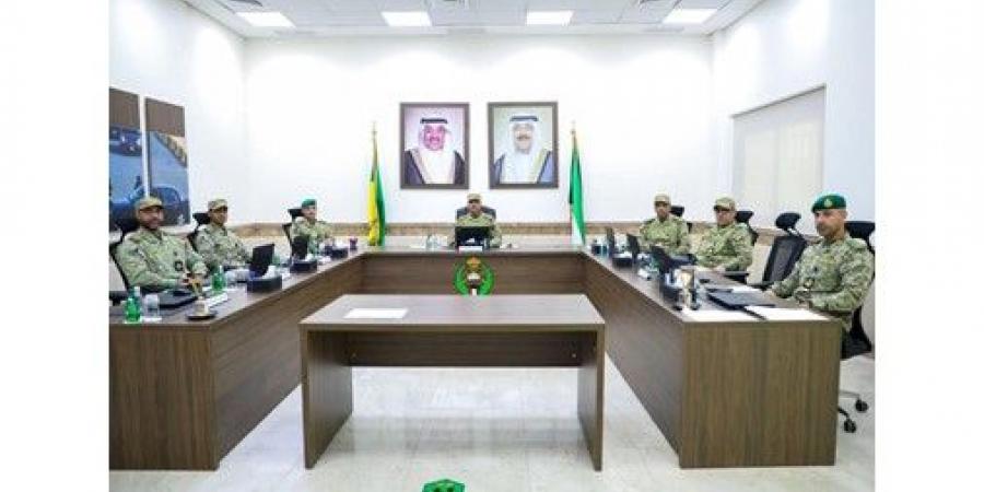 وكيل «الحرس» ترأس لجنة اختيار الطلبة الضباط وضباط الصف: ترسيخ مبادئ الشفافية والعدالة