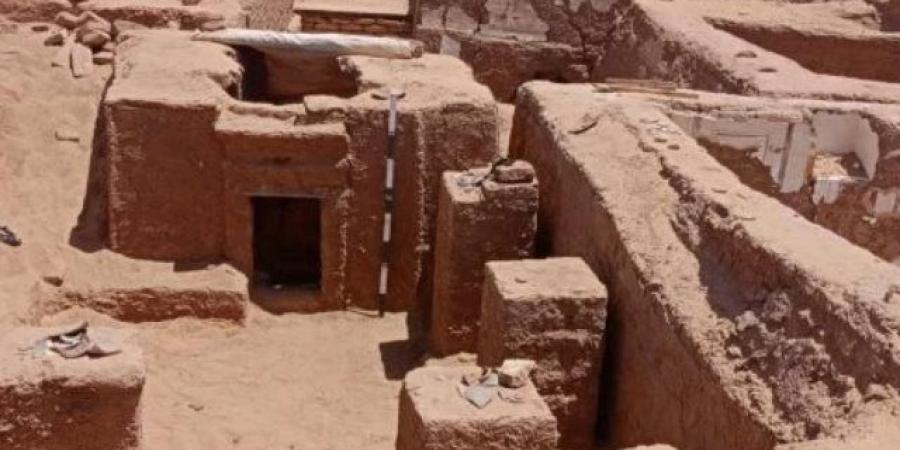 كشف أثرى جديد بمنطقة بئر الشغالة بالواحات الداخلة بالوادي الجديد