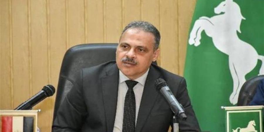 محافظ الشرقية يناشد المتقدمين بطلبات تقنين أوضاع اليد سرعة الإبلاغ عن أي مخالفات أو معوقات