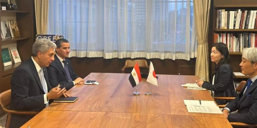 وزير السياحة يلتقي مفوض الشئون الثقافية بالحكومة اليابانية لبحث تعزيز التعاون
