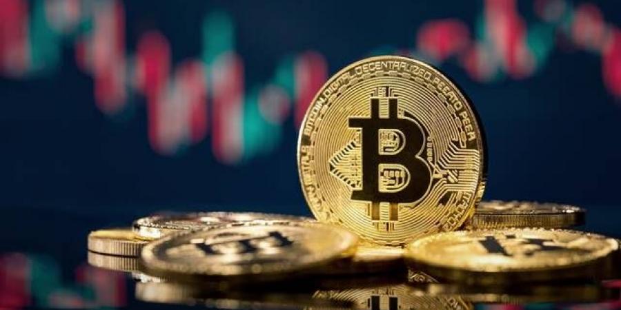 تراجع بيتكوين بعد أسبوعين متتاليين من المكاسب