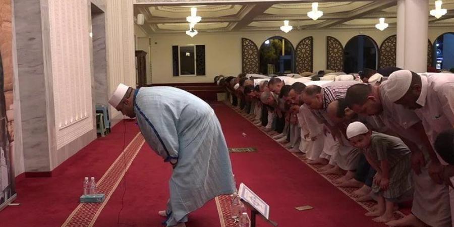 أمين الفتوى يوضح حكم الحيض المتقطع وصلاة الخوف (فيديو)