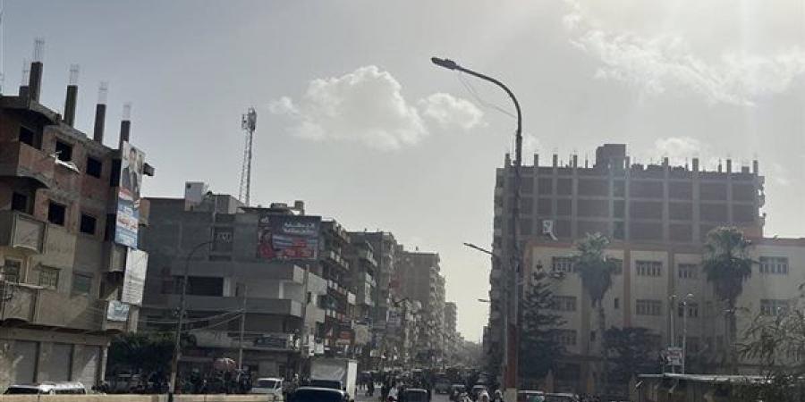 آخر تطورات حالة الطقس، سحب تلطّف أجواء القاهرة وفرص للأمطار بهذه المناطق