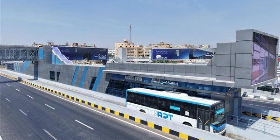 تشغيل الأتوبيس الترددي على الدائري، محطتا العمرانية والطالبية تدخلان الخدمة