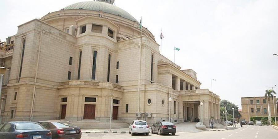 «شرط البكر»… منع المتزوجات من السكن الجامعي يثير جدلا في مصر