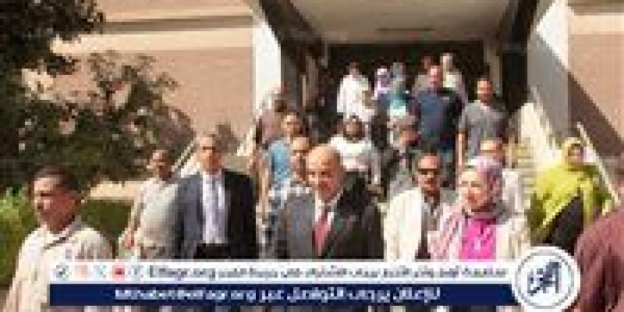 "بحضور نائب رئيس الجامعة "صيدلة أسيوط تنظم ورشة عمل لتعريف منتسبيها بخطة الإخلاء والسلامة المهنية